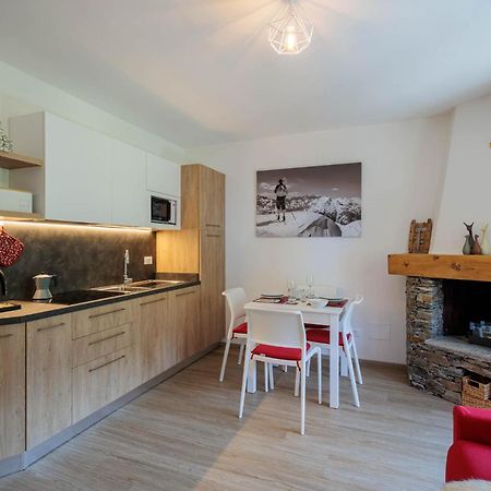 Revo Apartments - Rocca Fiorita Априка Екстер'єр фото