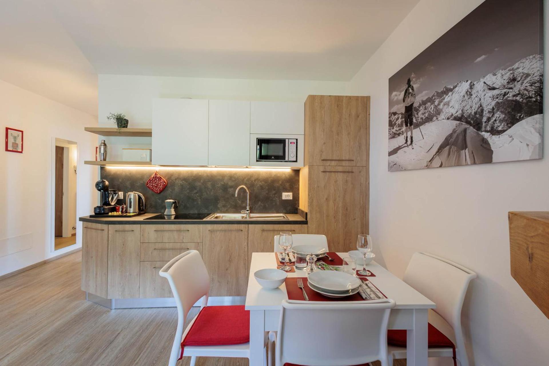 Revo Apartments - Rocca Fiorita Априка Екстер'єр фото
